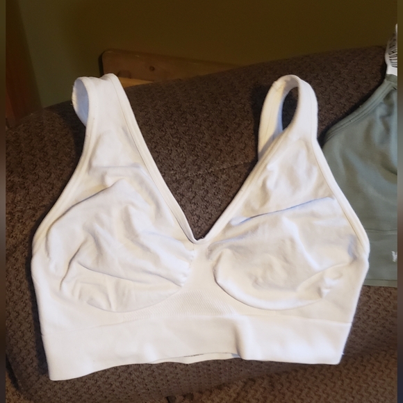 Victoria's Secret sports bra (S)  Hanes white sports bra (M) - Picture 13 of 14